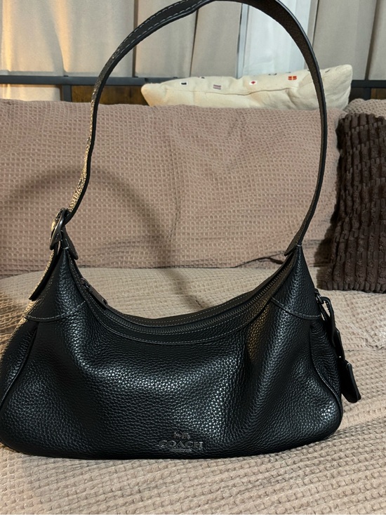 Coach Handbags - Coach Black Pebbled Leather Hobo Shoulder Bag
